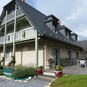 https://les-ecuries-de-lisa.midi-pyreneeshotels.com